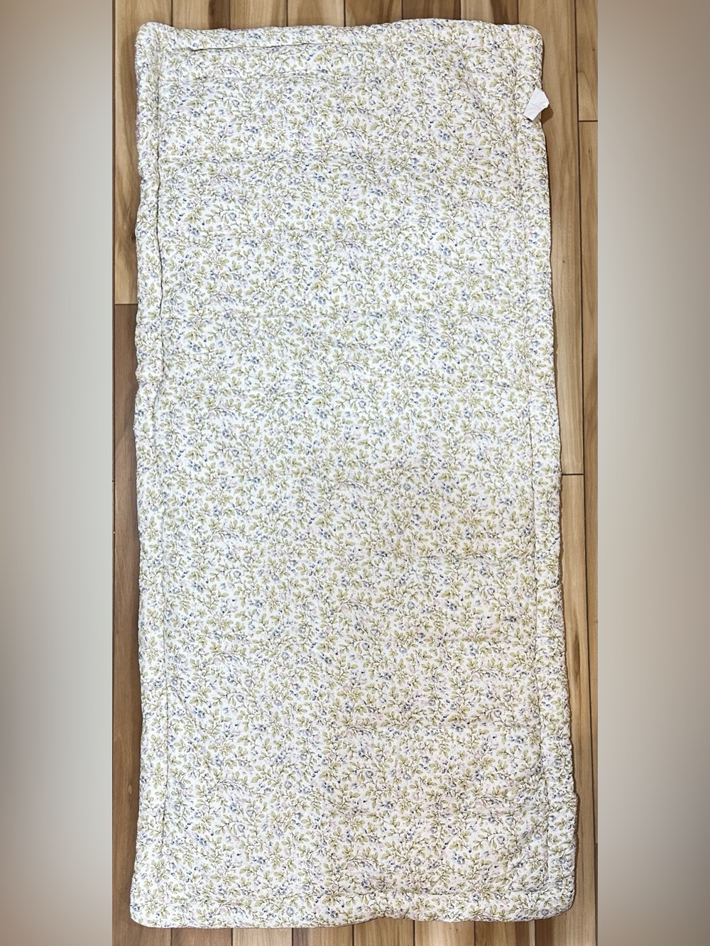 Funny Fuzzy Couch Cover Anti Slip 70x150cm/27.6x59.1" Cottage Chic Quilted NEW - Picture 2 of 8